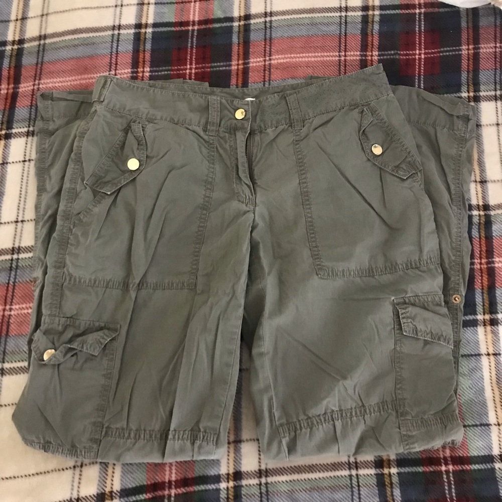 ✨ 3/$15 ✨ Michael Kors Cargo Pants (women)